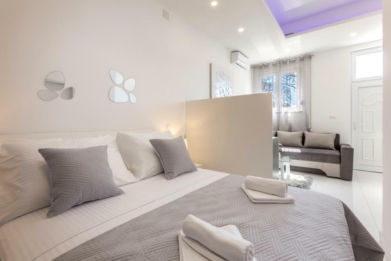 Studio Apartments Twins سبليت المظهر الخارجي الصورة