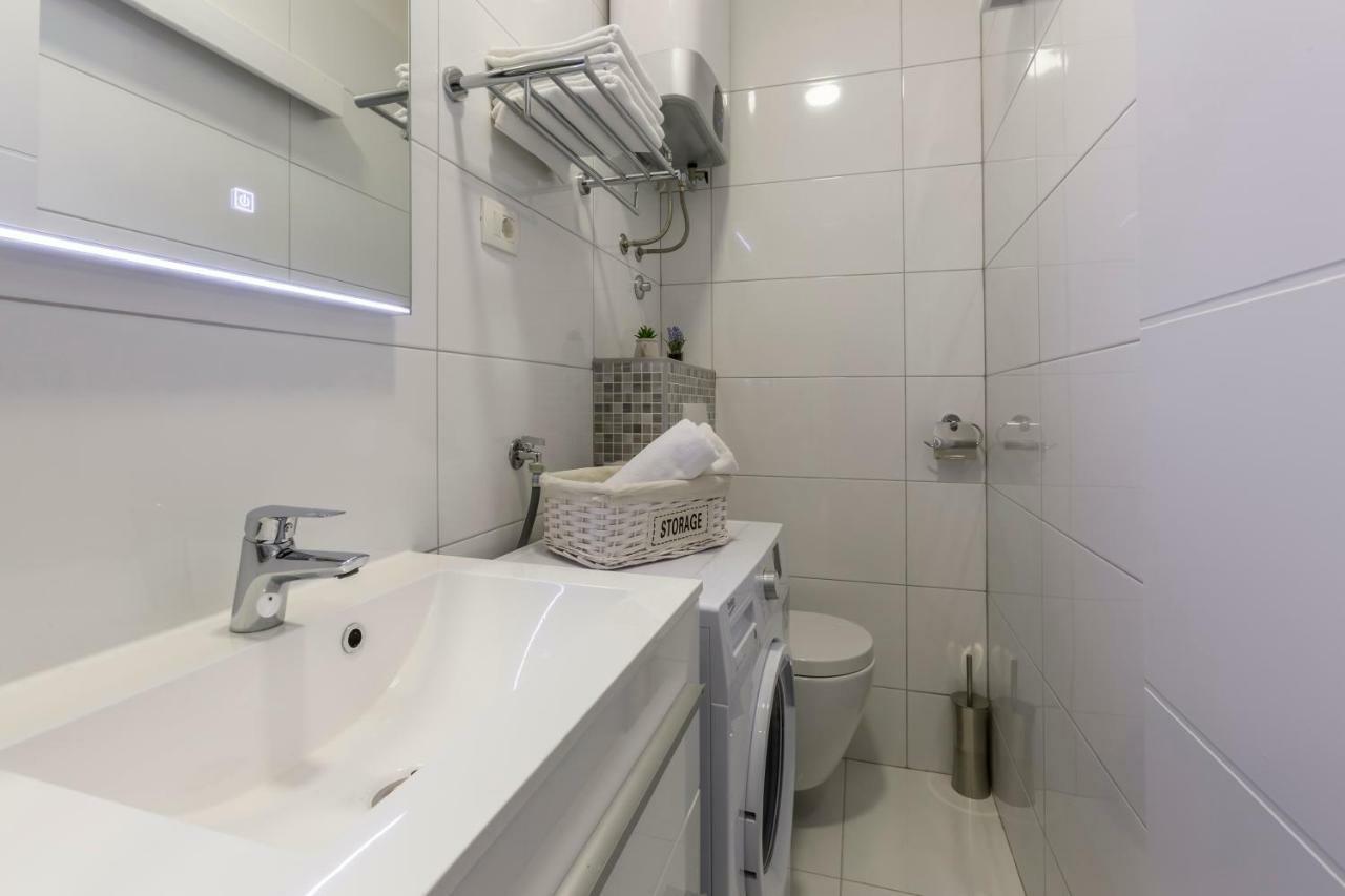 Studio Apartments Twins سبليت المظهر الخارجي الصورة