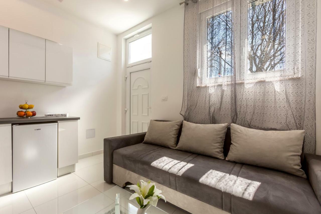 Studio Apartments Twins سبليت المظهر الخارجي الصورة