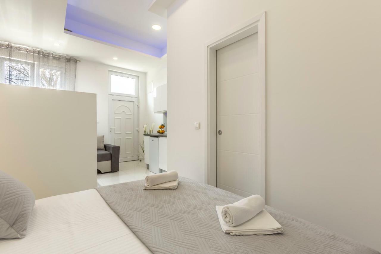 Studio Apartments Twins سبليت المظهر الخارجي الصورة