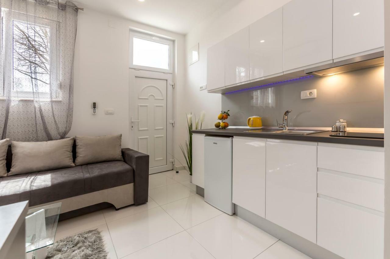 Studio Apartments Twins سبليت المظهر الخارجي الصورة