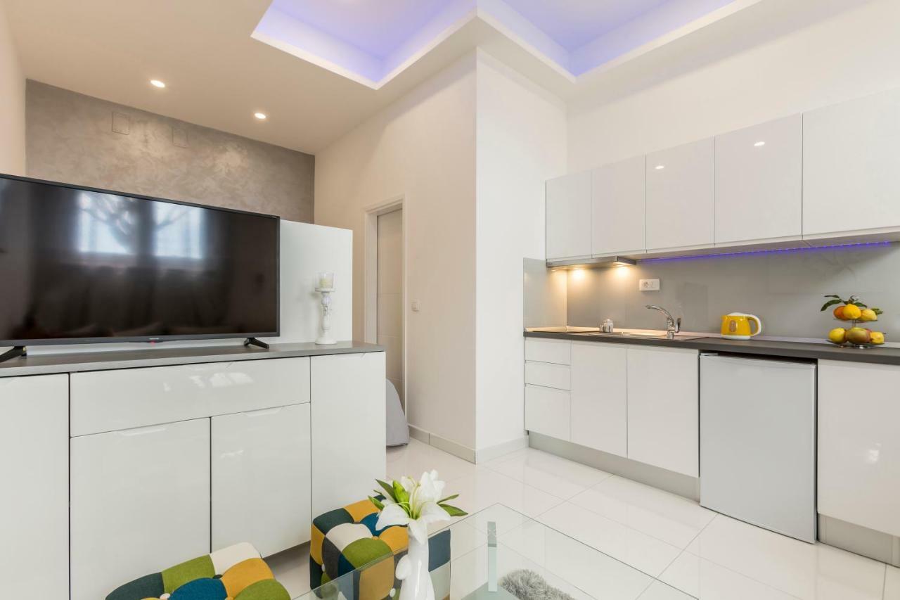 Studio Apartments Twins سبليت المظهر الخارجي الصورة